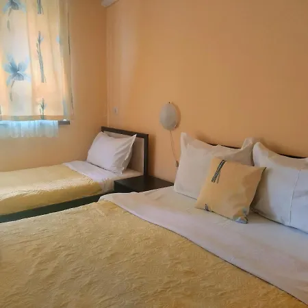 Ivanka Ground Floor * オブゾー