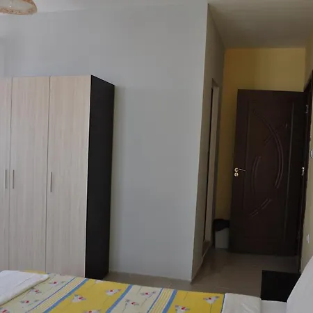 ホテル Ivanka Ground Floor *