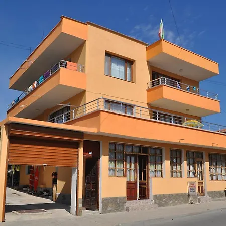 Ivanka Ground Floor Hotel *