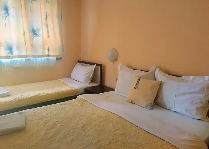 Ivanka Ground Floor * 奥布佐尔