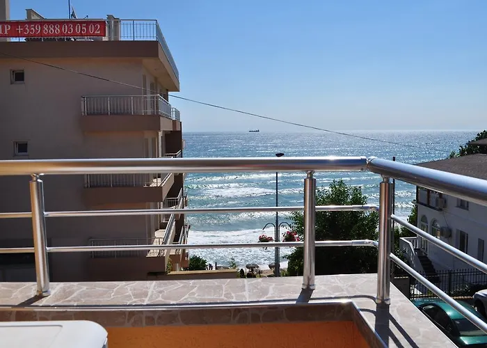 Ivanka Ground Floor * 奥布佐尔