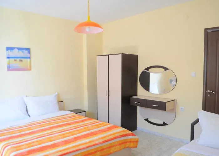 Ivanka Ground Floor * 奥布佐尔