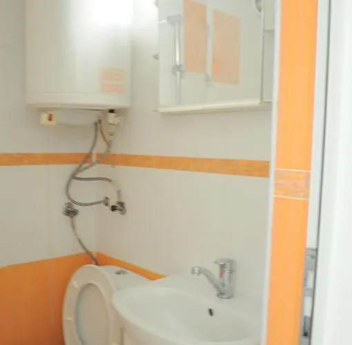 Ivanka Ground Floor 酒店